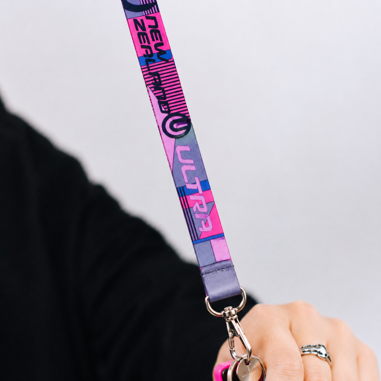 Ultra Lanyard - Pink